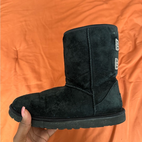 Black Bailey Bow Uggs with Swarovski Crystals - Picture 3 of 6
